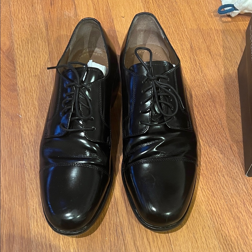 Bostonian Black Leather Men's Dress Shoes